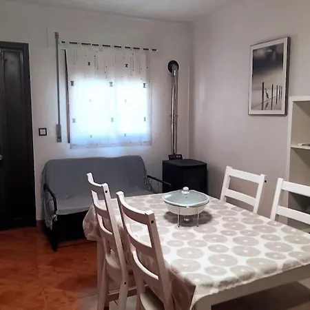 Roberto House *